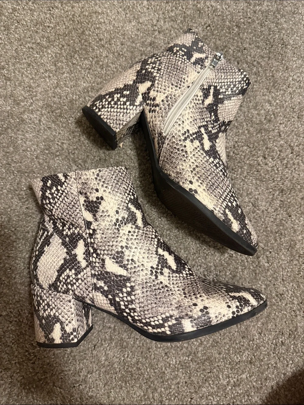 Women's Snake-Print Block Ankle Boots - White/Black Madden Girl Dafnii low heel